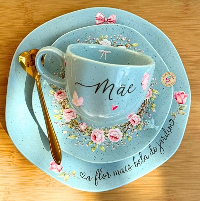 Louça personalizada para presente