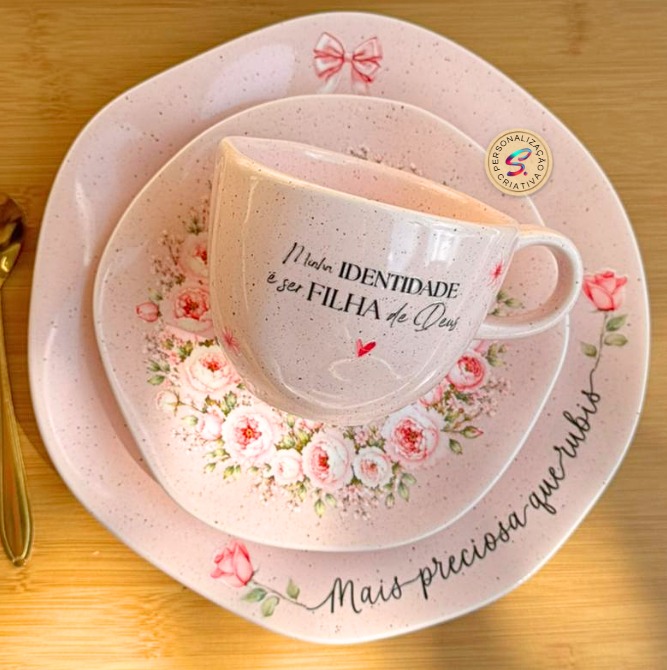 Louça personalizada para presente